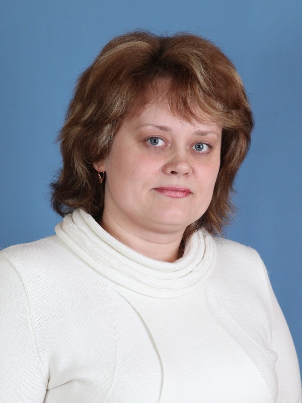 Комарова Юлия Валерьевна.
